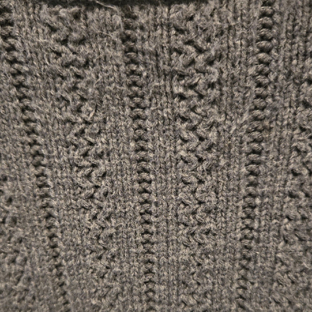 IZOD Charcoal Cable Knit Crewneck Sweater - Picture 4 of 9
